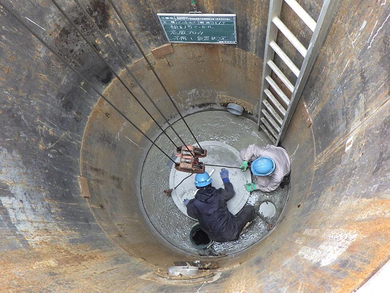 マンホール工（M.13）